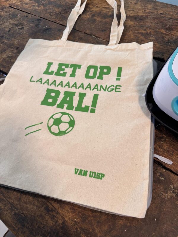 1041F5A4-A5E5-481A-9D12-379BA0F595EF_compressed Gepersonaliseerde tote bags